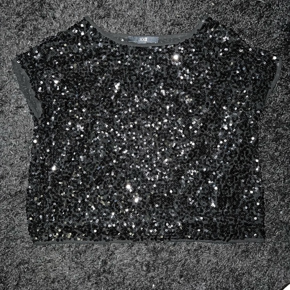 Forever 21 Black Sequined Blouse 🖤💎 - Picture 5 of 5